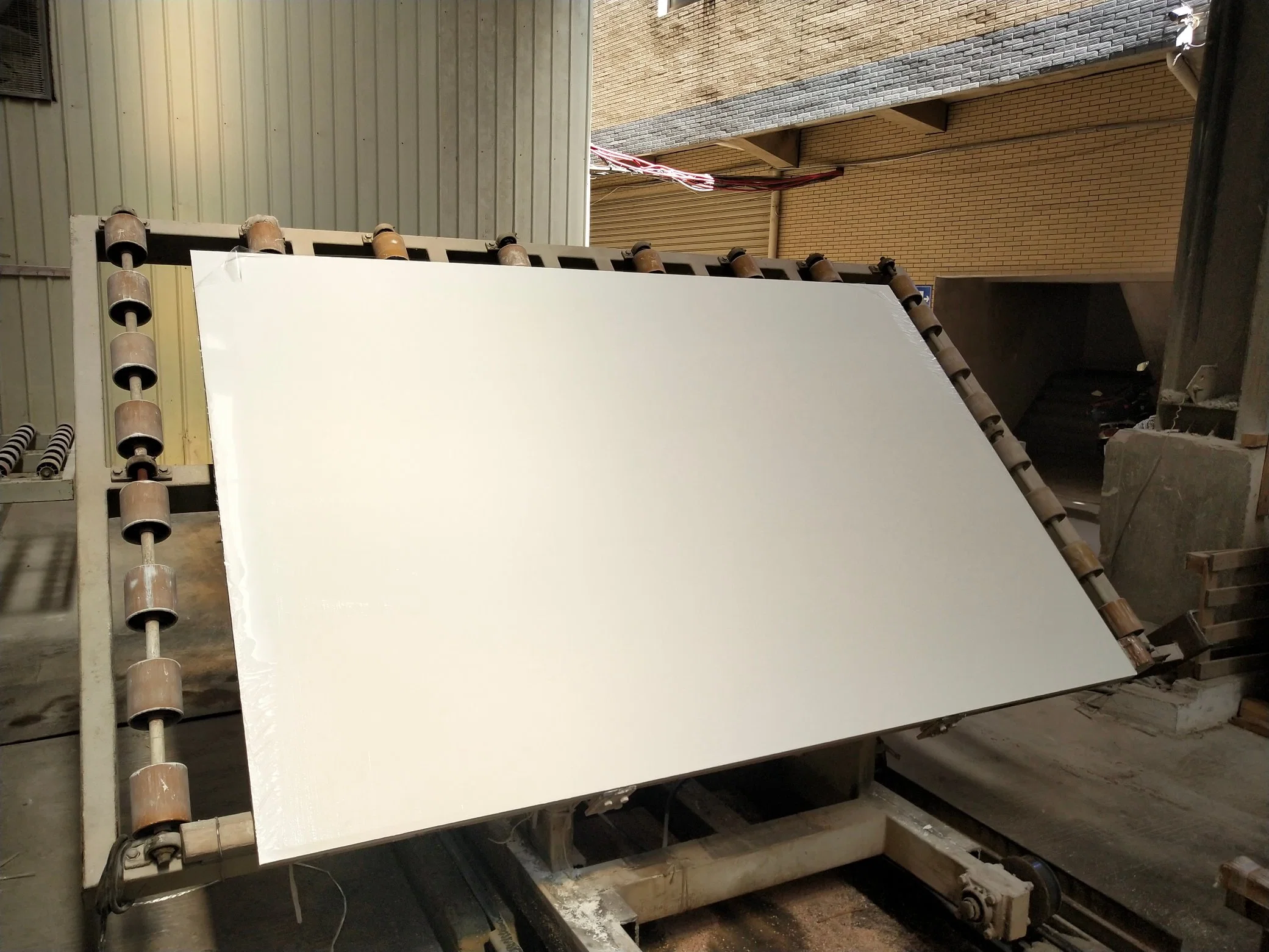 Super White Artificial Marble Engineered Marble Stone for Countertops/Vanity Tops/ Wall and Floor Tiles