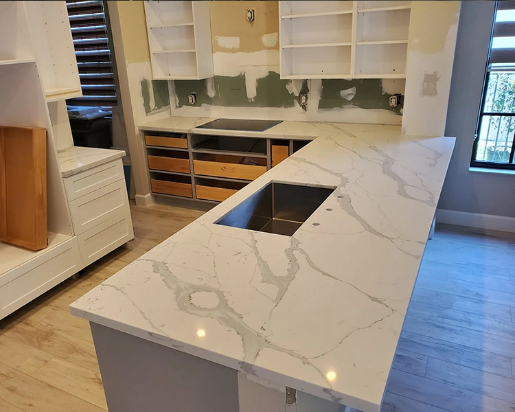 Modern Design Calacatta Quartz Countertops 20/ 30mm 5007 Delicato Crema Kitchen Tops Wall Tiles/Floor Tiles