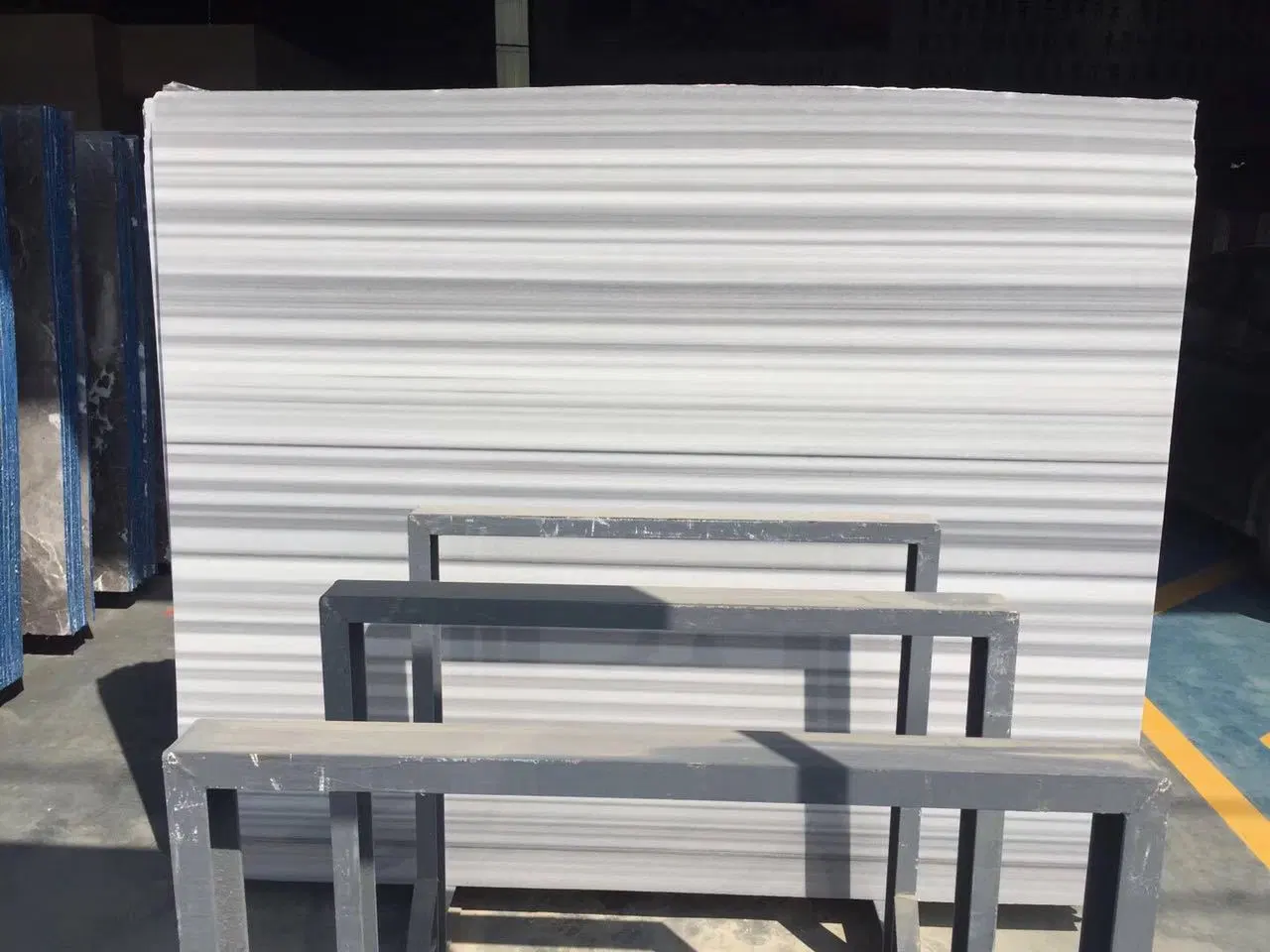 Chinese Popular Marmara White Marble Slabs Tiles for Kitchen/Bathroom/Wall/Floor