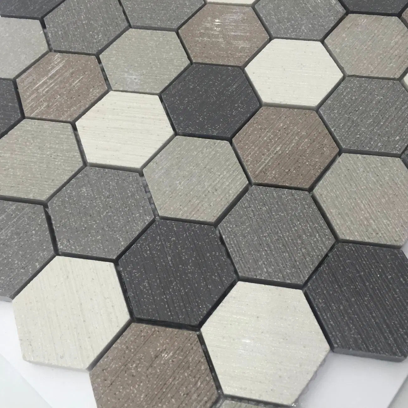 Random Color Pattern Hexagon Wall Tile Porcelain Mosaic (W9555018)
