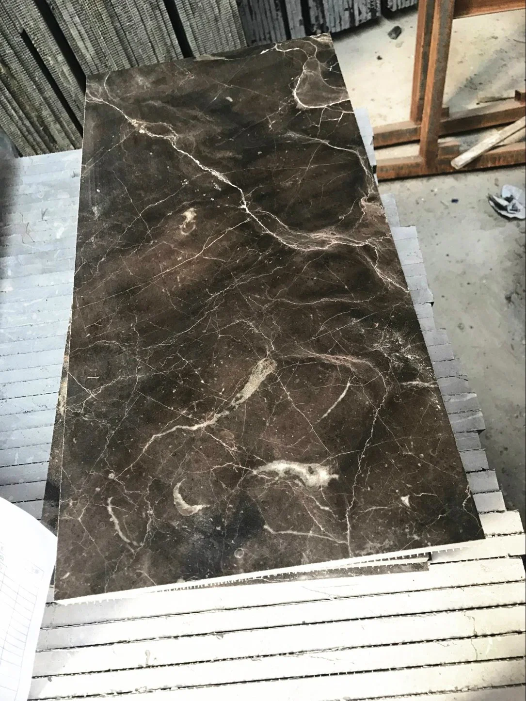 China Dark Emperador Cheap Gray/Brown Marble Slabs Flooring/ Walling Tiles Marble/Stairs
