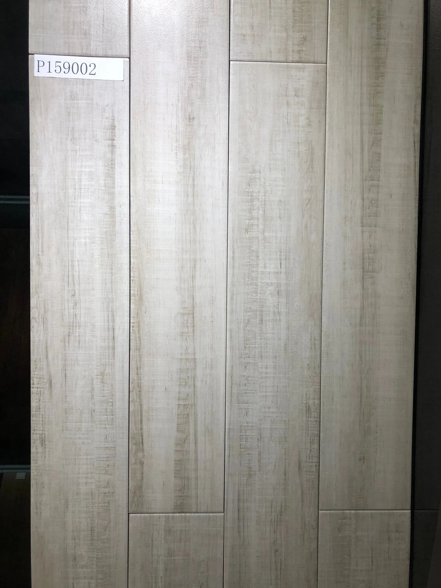 Nature Texture Laminate Wood Glazed Rustic Floor Tiles Home Decoration (900*150mm)