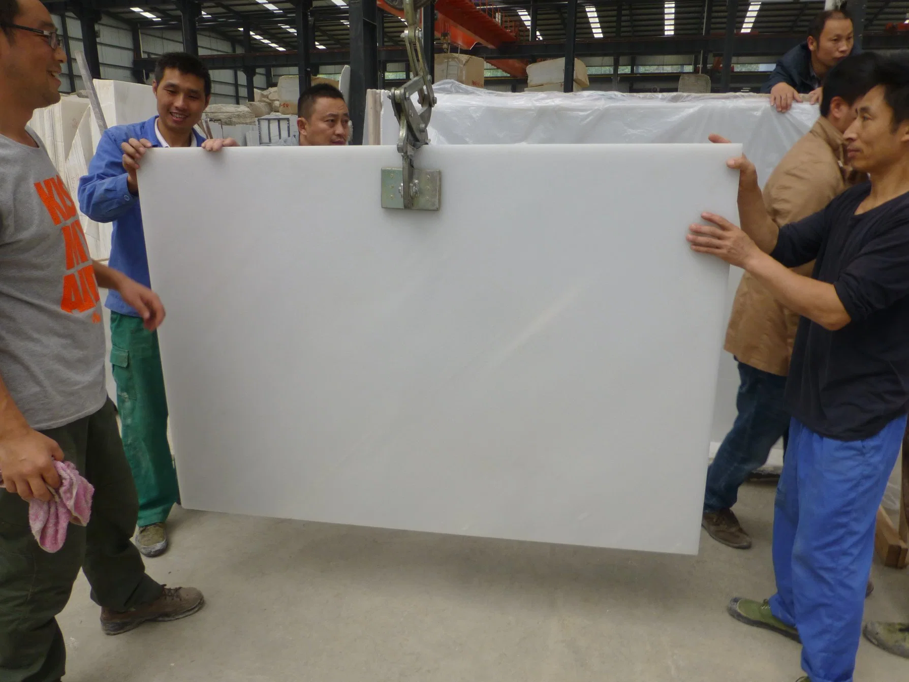 Royal/Pure/Carrara/Oriental White Marble Slab/Tiles/Countertop/ Mosaic for Wall/Bathroom/Kitchen