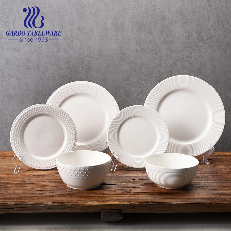 Wholesale 12PCS White Porcelain Dinner Set with Threaded Pattern Edges