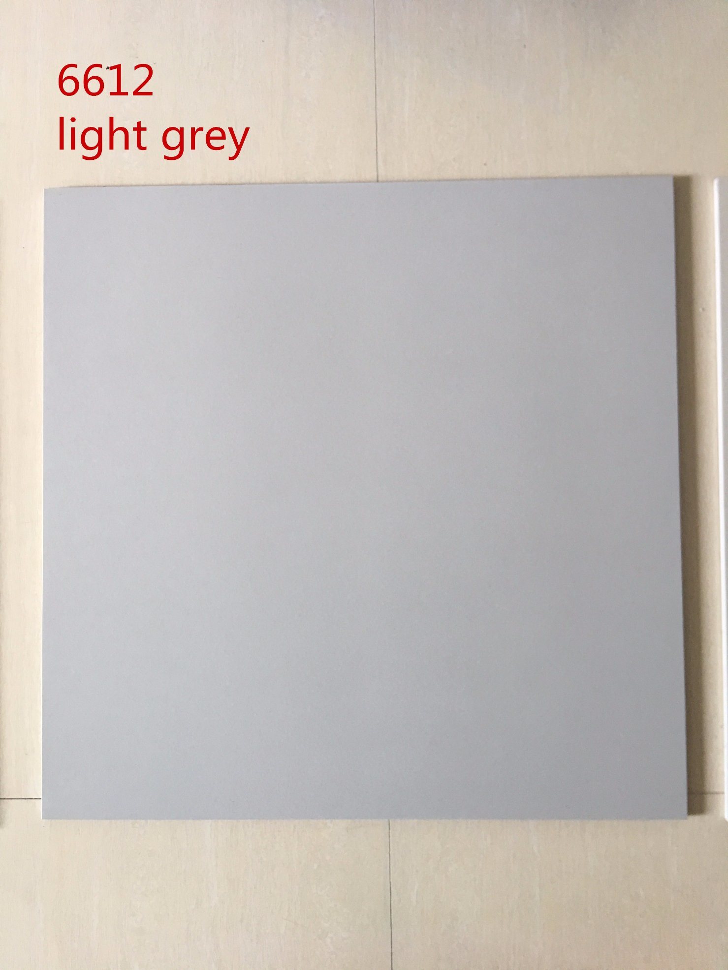 600X600 Pure azulejos de porcelana de color gris para el proyecto de suelos y paredes