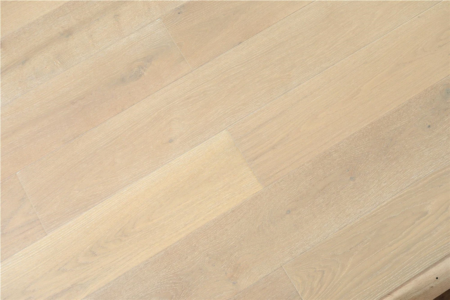 Parquet Engineered Wood Flooring Tablones anchos Roble Blanco Pisos transformados Pisos europeos de roble