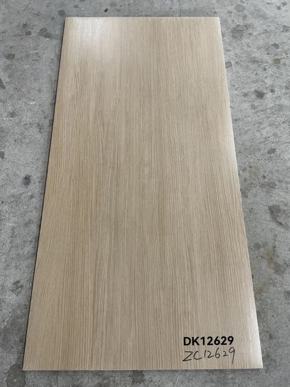 Foshan High Quality Fine Carving Glaze Wood Flooring Tile 600X1200mm