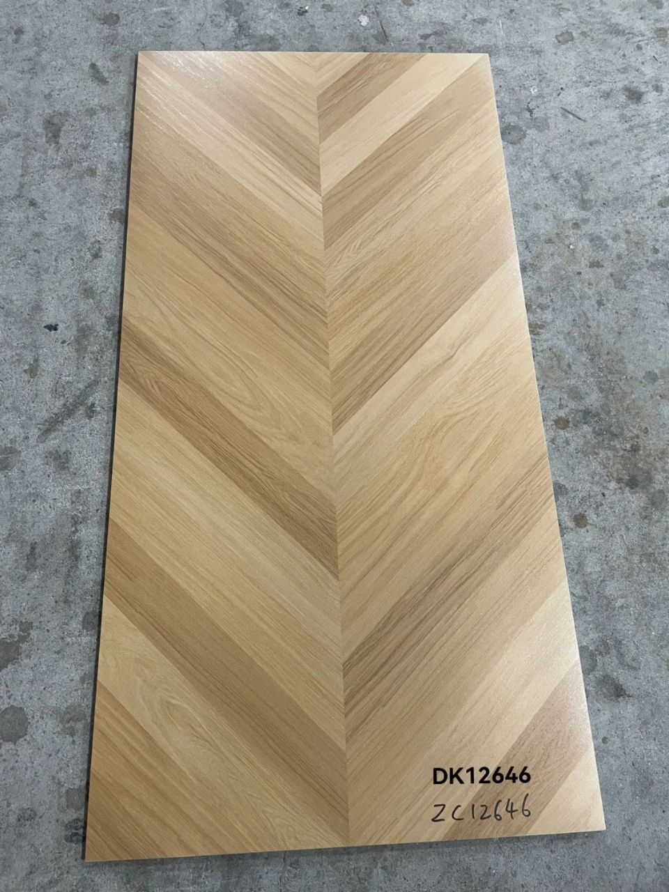 Foshan High Quality Fine Carving Glaze Wood Flooring Tile 600X1200mm