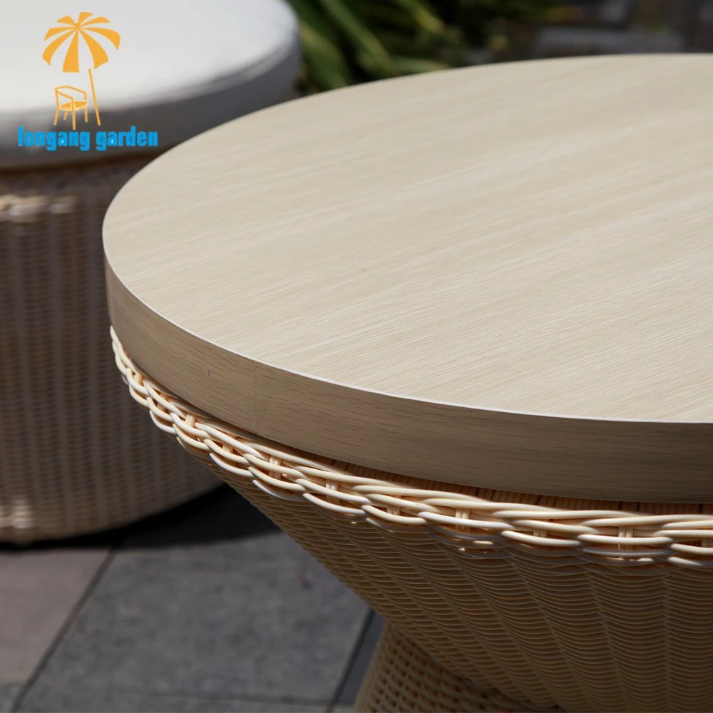 Outdoor Garden Furniture Rattan Wicker All Weather Resistance Table and Chairs Hotel Backyard Furniture