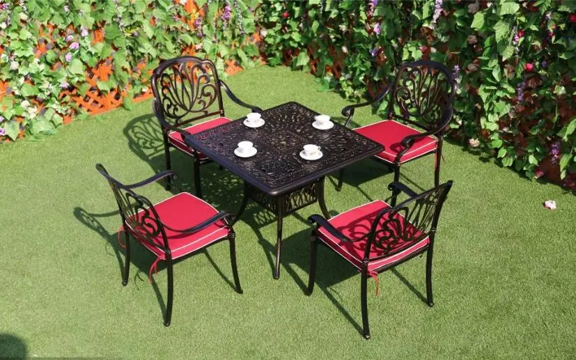 Outdoor Patio Garden New Restaurant Metal Dining Outdoor Furniture Cast Aluminum Table and Chair Set