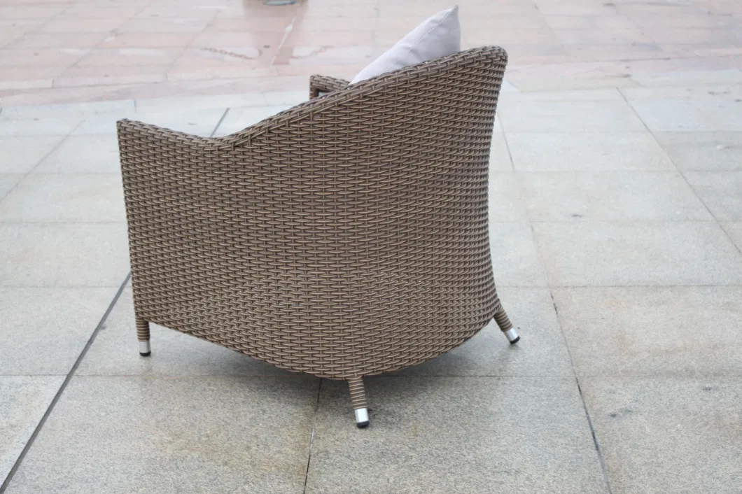 Powder-Coated Aluminum Pipe/Tube Bar Half Moon Rattan Garden Sofa Set