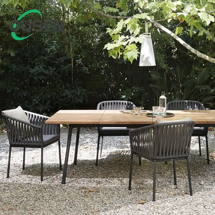 Cafe Outdoor 4 Seater Dining Table and Chairs Set Garden PE Rattan Wholesale Vintage Furniture