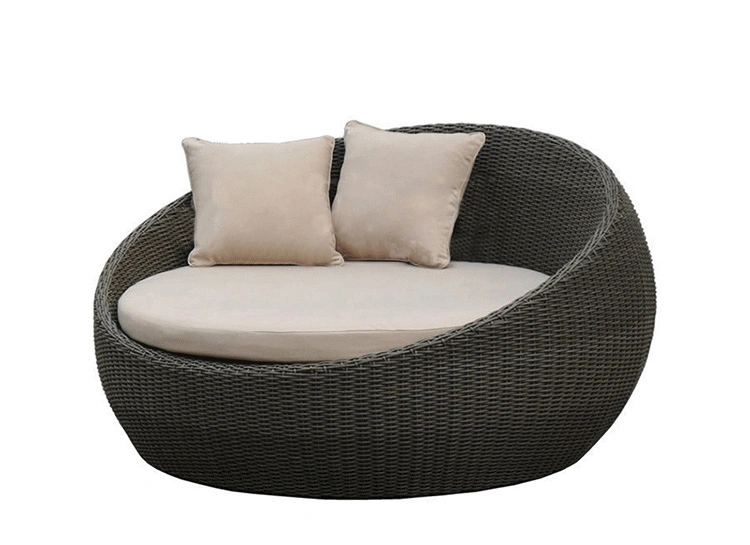 Outdoor Patio Sleeping Daybed Furniture Round Daybed Wicker Rattan Sofa Sun Bed for Sale Sun Lounger Outdoor Sunbed