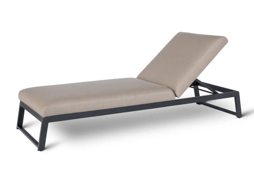 Luxury Hotel Outdoor Furniture Sunbed Poolside Sun Lounger with Soft Cushion