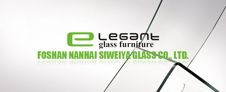 Clear Curved Glass Center Table in 3 Legs