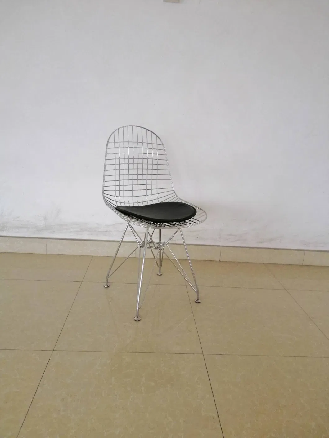 China Quality Furniture Manufacturer of Quality Welded Steel Wire Dining Chair