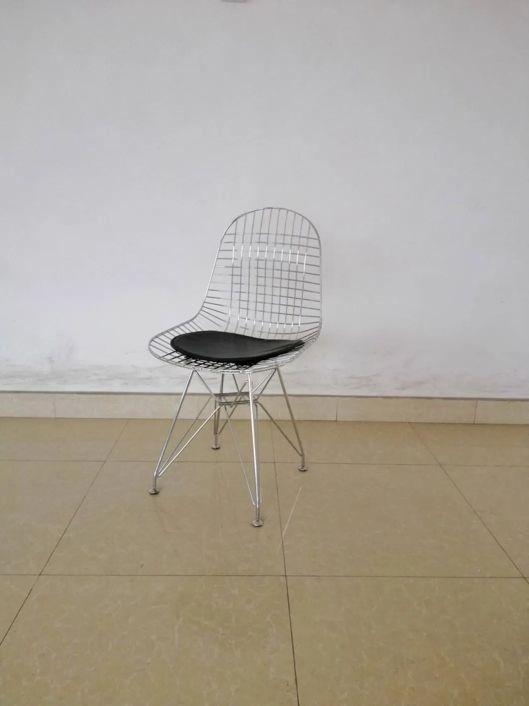 China Quality Furniture Manufacturer of Quality Welded Steel Wire Dining Chair