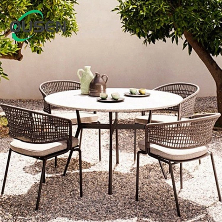Cafe Outdoor 4 Seater Dining Table and Chairs Set Garden PE Rattan Wholesale Vintage Furniture