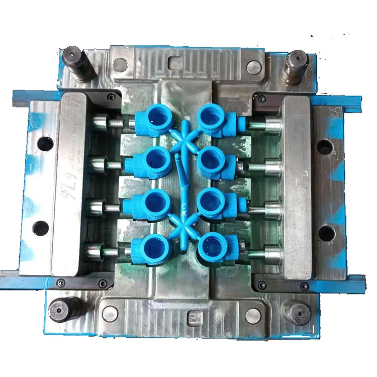 Injection Molding for 8 Cavity HDPE Hinge Pin