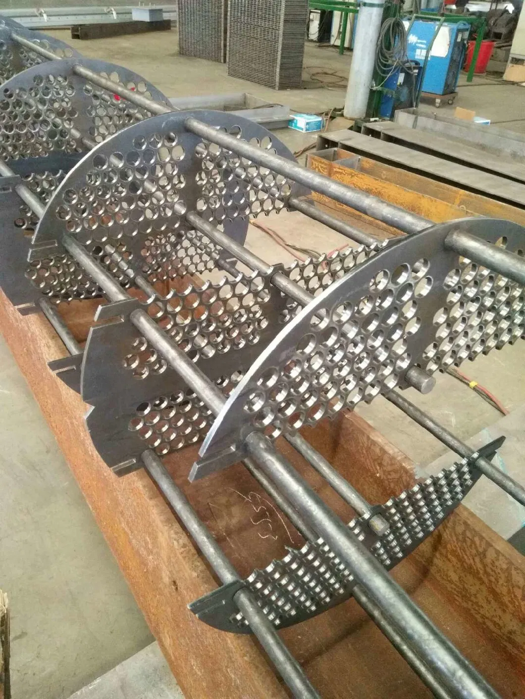 U Shape Shell and Tube Heat Exchanger with ASME U Stamp, Suitable for High Pressure High Temperature Duties