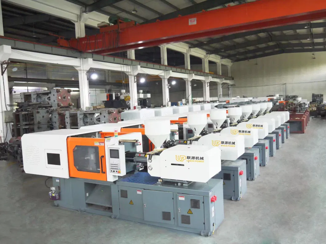 Arcuchi PLC Controlled Plastic Injection Molder