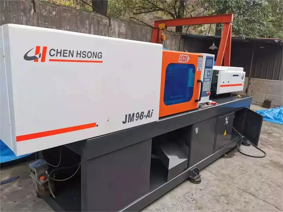 Selling Injection Molding Machine 95% New Used 98t Servo Injection Molding Machine Spot Supplies