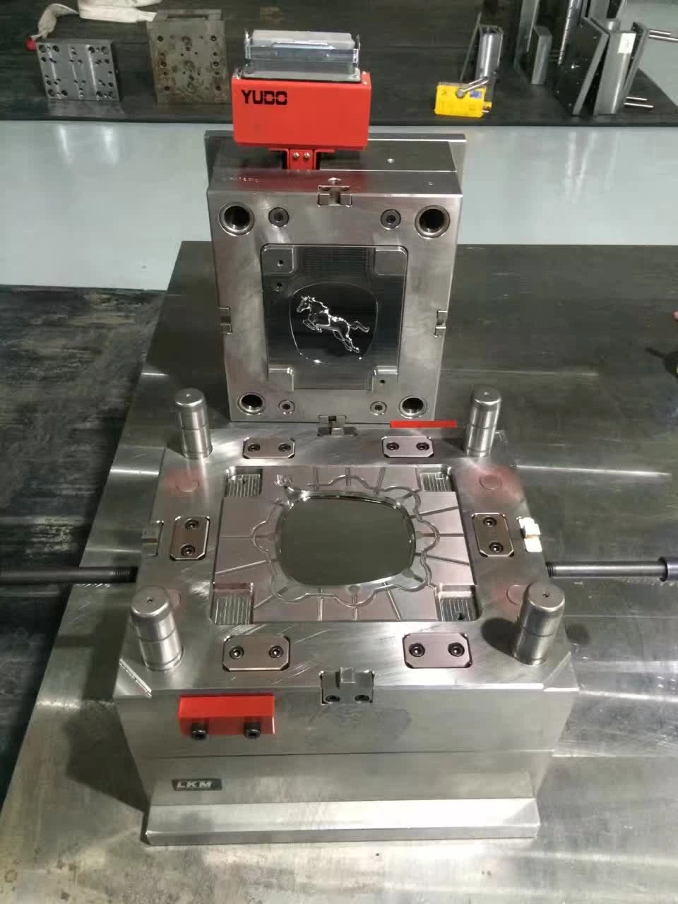 Plastic Mould Maker Custom Plastic Injection Molding Service Plastic Injection Moulding