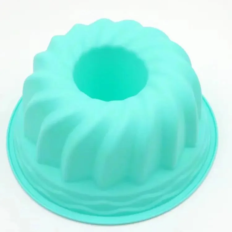 Silicone Fluted Cake Pan Nonstick Round Cake Mold Reusable Silicone Baking Mold Suitable for Making Jello, Cake, Gelatin