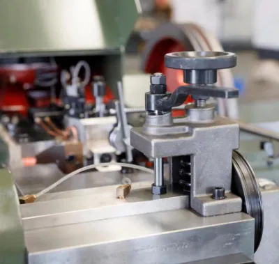 One Die Two Blow Cold Heading Machine Tapping Screw Making Machine