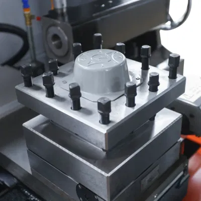 Qk1322 Best Selling CNC Pipe Thread Lathe Machine Metal Cutting Tools