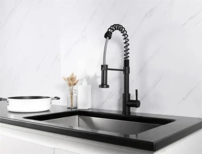 CE Negro mate moderna cubierta de metal montado resorte espiral saque solo manejar un solo orificio Agua caliente y fría grifos de cocina