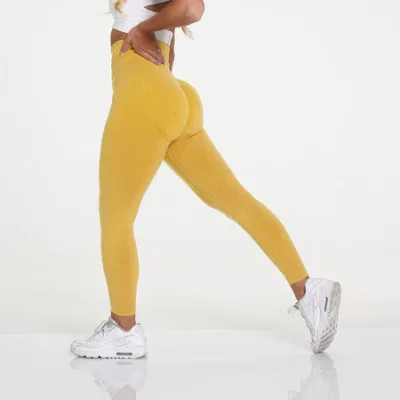 Pantalones de yoga sin costuras que repelen la humedad