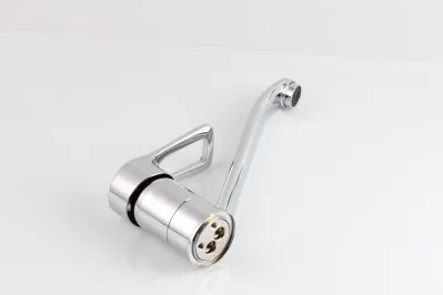  Gran cuerpo de alta calidad giro boquilla Cocina fregadero Mezclador grifo