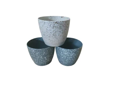 Factory Supply Classic Round Plastic Plant Flowers Pots for Indoor Outdoor Decorative Customized