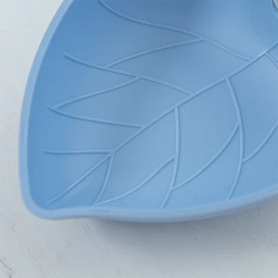 Rena Pet Outdoor Travel Fashion Portable Cat Dog Water Bowl with Different Shape