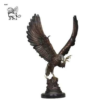 Venta caliente animal Jardín bronce fundido Eagle estatua Basc-017