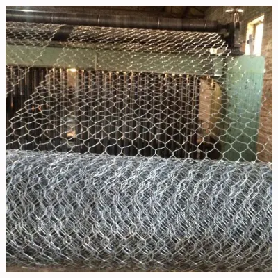 Valla de malla de acero Hexagonal malla de alambre de pollo para perro