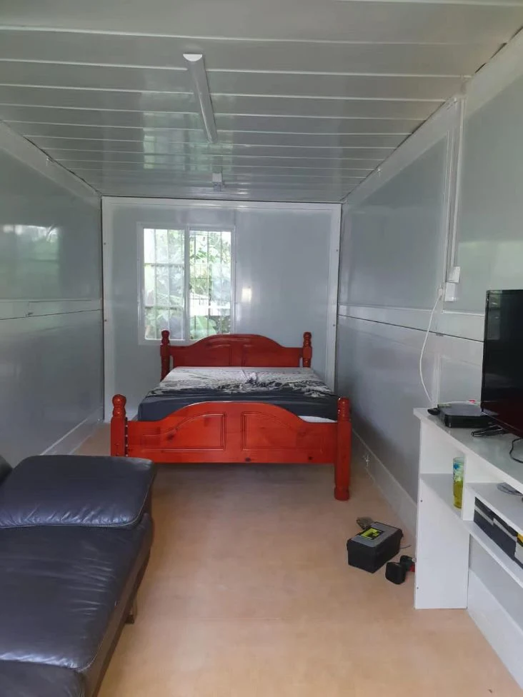 Outdoor Use Prefab Portable 20FT Folding Container House Shed