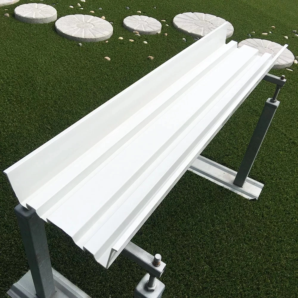 Hydroponic Cultivation Hydroponics PVC Nft Channel Gutter System for Growing Strawberry Greenhouse