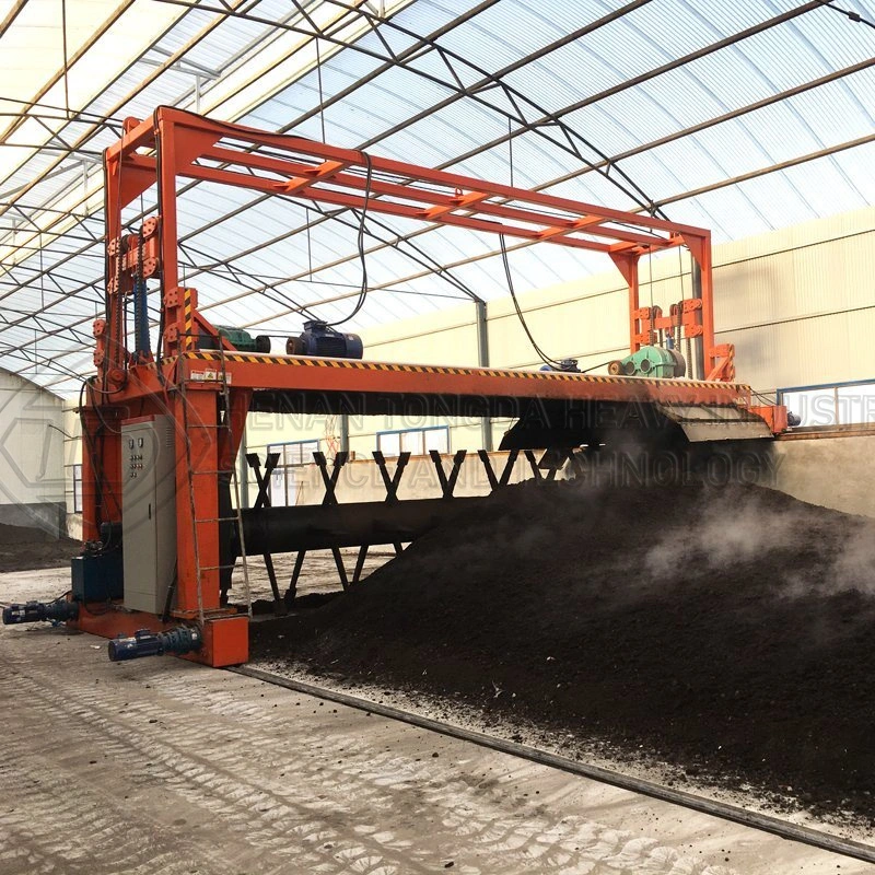 Livestock Manure Compost Turning Machine Industrial Organic Compost From Waste Foods