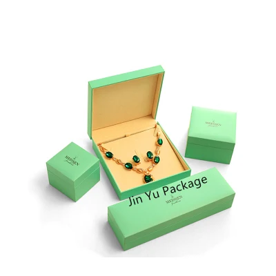  Custom Logo Printed Elegant Green Gift Paper Gift Jewelry Packaging Boxes