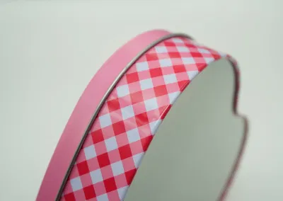 Heart-Shaped with PVC Window Gift Chocolate Candy Valentine&prime; S Day Tin Box