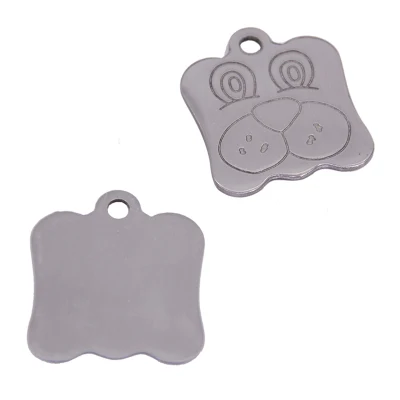 China Factory Custom Made Nickel Plated Metal Label Manufacturer Customized Enamel Brand Emblem Hangtag Bespoke Promotional Flower Shape Company Logo Tag