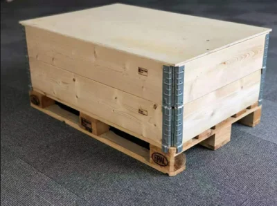 Four Hinged Wooden Cases Can Be Customized Metal Customized Coaming Box