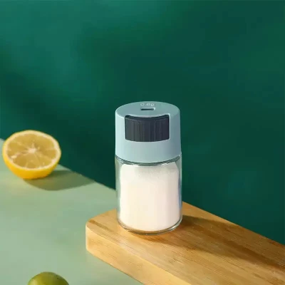 Soda Lime Glass Spice and Pepper Shaker Press Quantitative Salt Bottle Spice Shaker Tin 100ml Kitchen and Dining Room Use