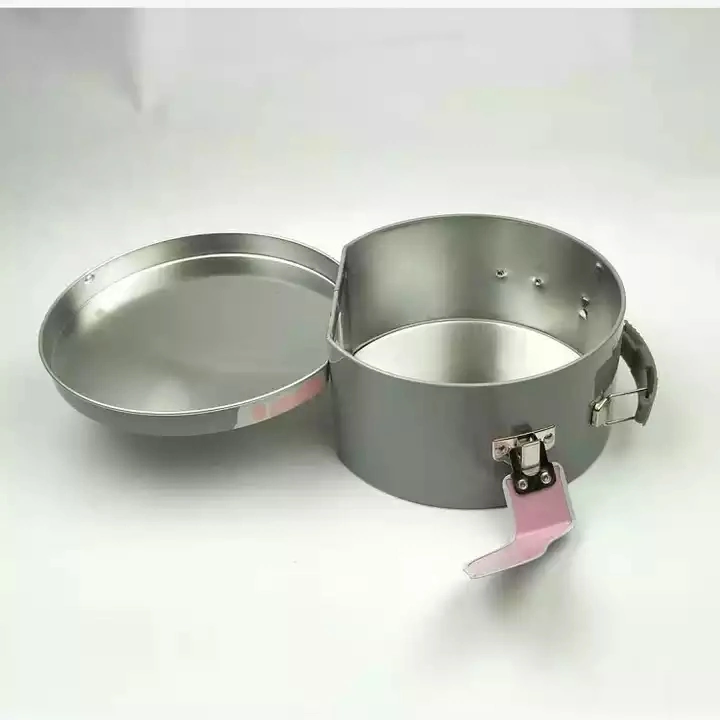 Wholesale Food Grade High Quality Lovely Rabbit Food Storage Tin Box with Handle