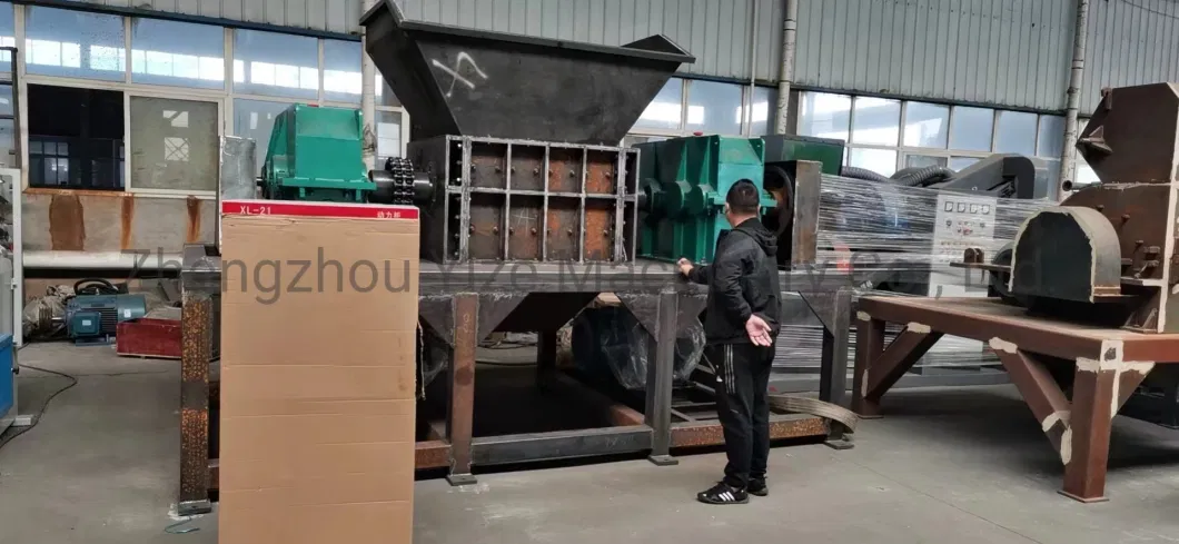 3000kg/H Waste Wood Pallet Bottle Cardboard Shredding Machine Tyre Metal Recycling Machine