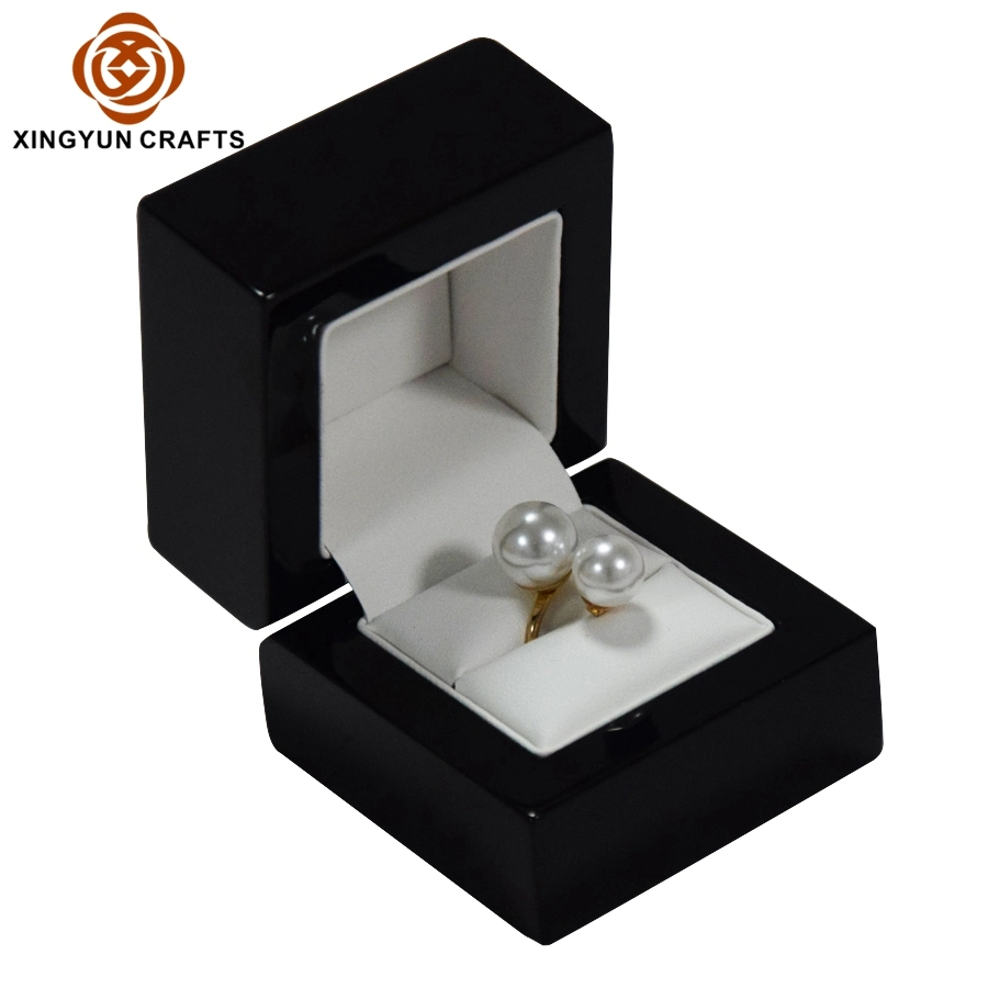 2022 Popular Metal Suede Jewelry Pendant Box Fashion Gift Package Box