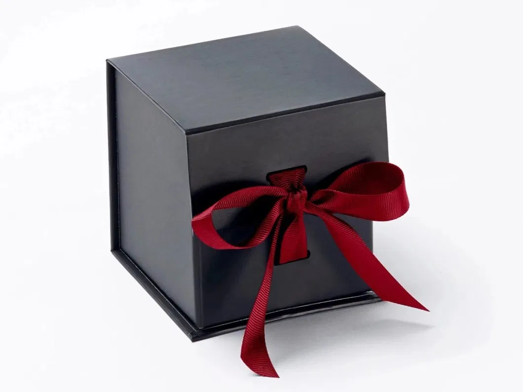 Custom High End Black Packing Box with Embossing and Ribbon