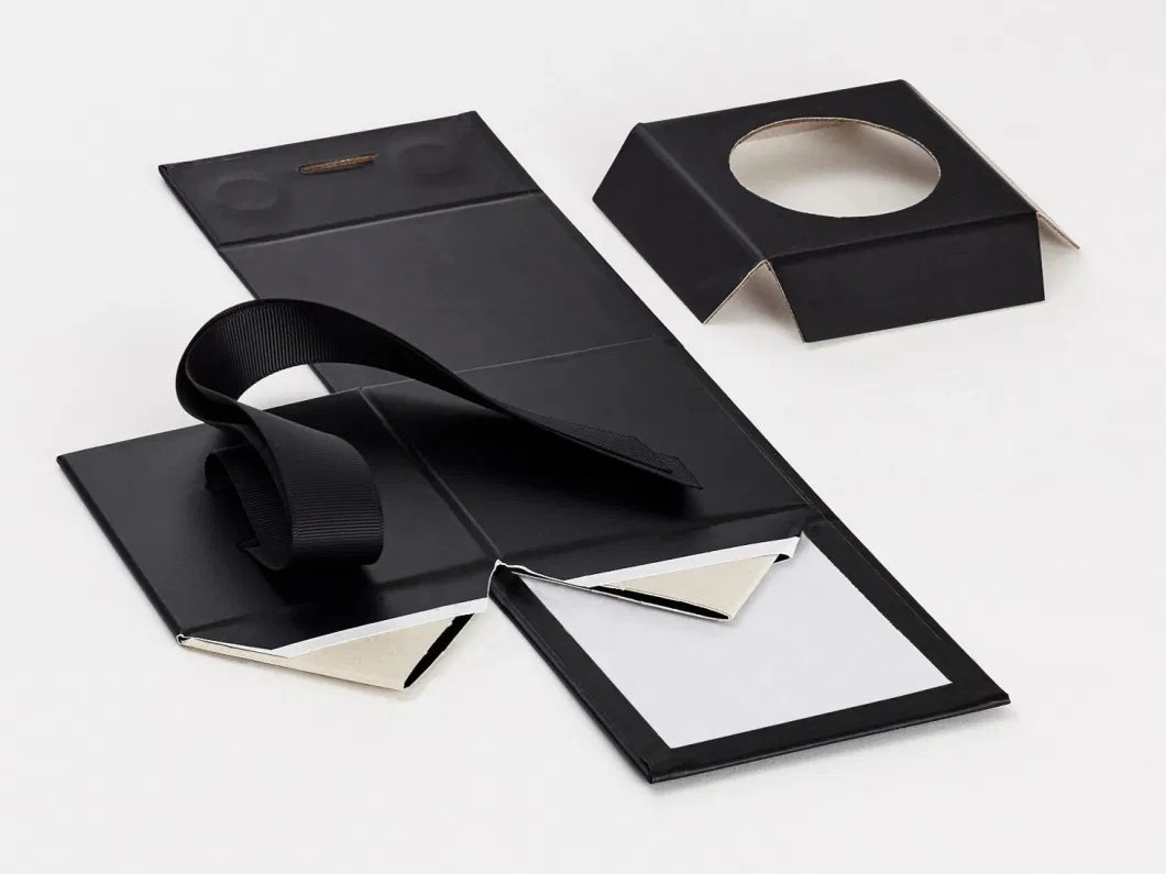 Custom High End Black Packing Box with Embossing and Ribbon